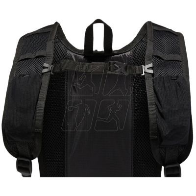 2. Asics Lightweight Running Backpack 2.0 3013A575-001