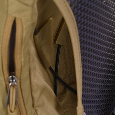 22. Deuter AC LITE 15 SL Sprout-Linden Hiking Backpack