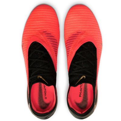 3. Nike Phantom 6 Low Elite SG-Pro Football Boots IU8552-600