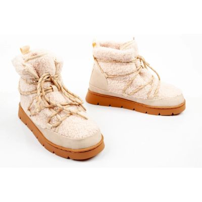 7. GAP women's shoes Richmond winter ankle boots beige insulated