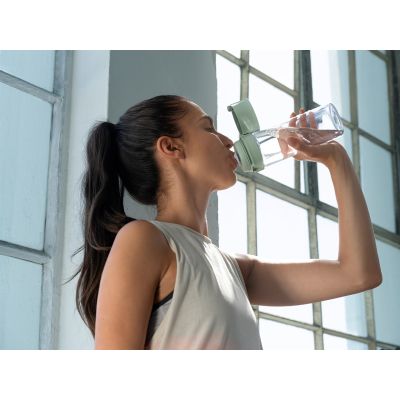 9. Brita Vital filter bottle pastel green 2 discs