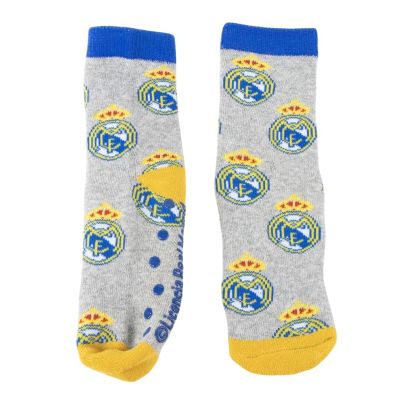 4. Real Madrid Anti-Slip Winter Socks 2-Pack 2900003011