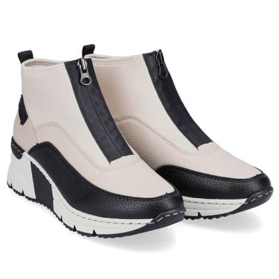 23. Rieker W RKR608 ankle boots beige