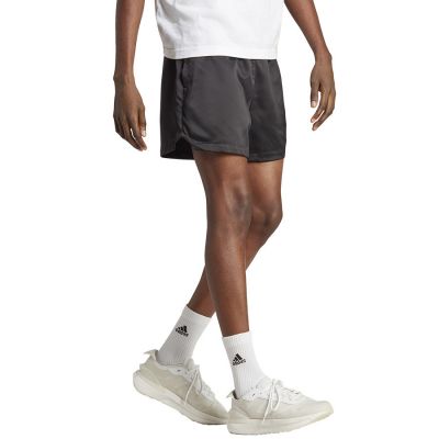 3. adidas XPRESS Short M IB8396