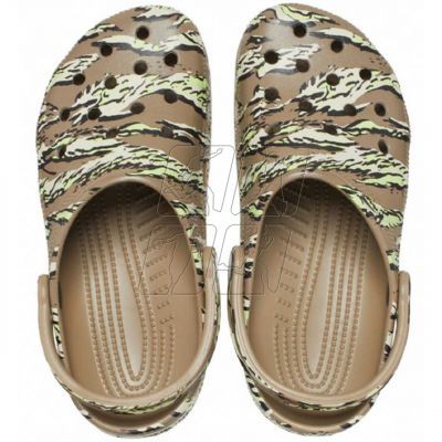 2. Clogs Crocs Classic Printed Camo M 206454 260