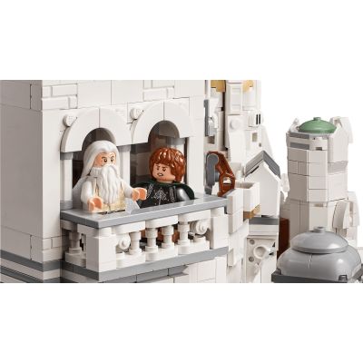 13. LEGO Icons 11377 - The Lord of the Rings: Minas Tirith