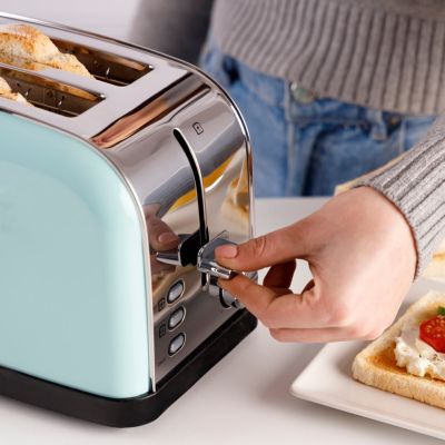 4. Taurus Vintage II Toaster Mint