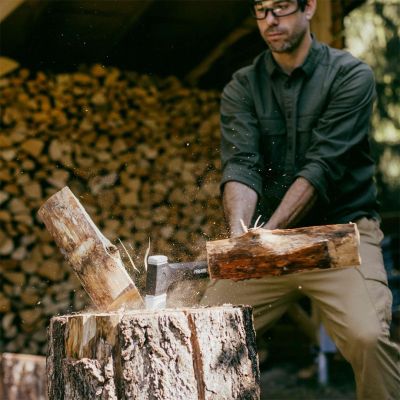 5. Fiskars X28 Axe (1069107)