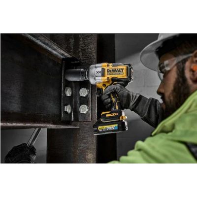 7. DCF964NT-XJ DEWALT Impact Wrench