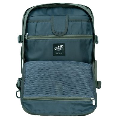 5. Cabin Zero Classic Pro Travel Bag Handy Backpack 32L CZ261802