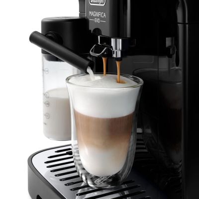 3. De'Longhi Magnifica ECAM290.51.B automatic espresso machine 1.8L