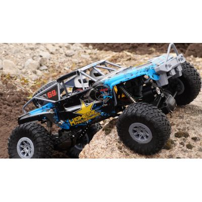 10. Amewi RC Double Bridge 4WD 1:10 RTR Remote-Controlled Crawler for Ages 14+