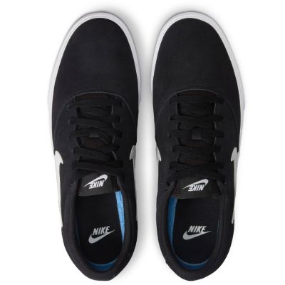 3. Nike Charge Suede M IB2750-001 shoes