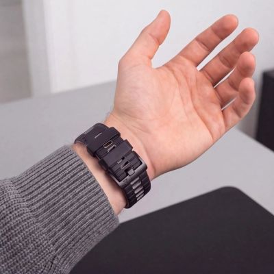 6. Tech-Protect Iconband Pro Strap for Garmin Fenix 5X / 5X Plus / 6X / 6X Pro / 7X / 8 / 8 Pro / 9 / 9 Pro (47 mm) – black-grey