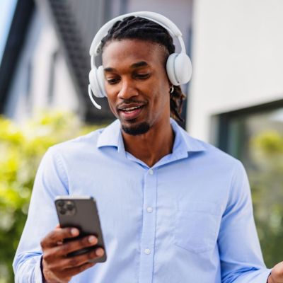 4. Logitech Zone Wireless 2 ES Headset Wired & Wireless Headband Calls/Music USB Type-C Bluetooth White