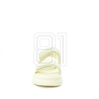14. Goe W NN2N4102 Sandals