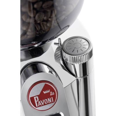 6. La Pavoni (LPGGRI01EU) Cilindro silver coffee grinder