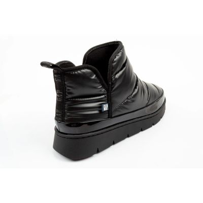 4. GAP Women's Shoes Alabama Winter Ankle Boots Black Slip-On