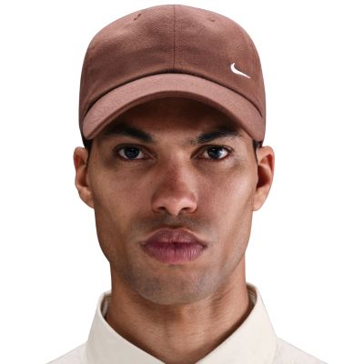 11. Nike Club Cap Brown FZ5698 265