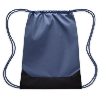 2. Nike Brasilia IB4409-491 Shoe and Clothing Bag