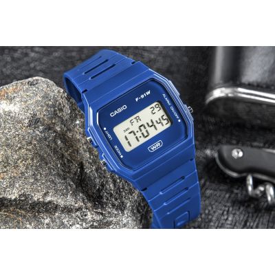 5. CASIO Unisex Watch F-91WB-2A1DF + BOX