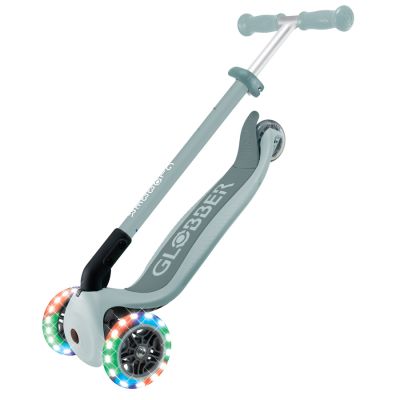 7. PRIMO FOLDABLE LIGHTS 3-Wheel Scooter (432-609-4)