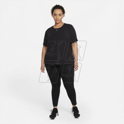 6. Nike Dri-FIT One Luxe T-shirt W DD0618-010