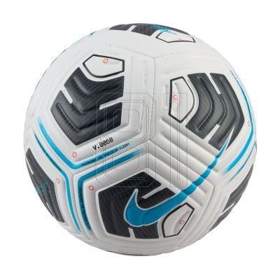 3. Nike Academy Team Football FZ7540-102