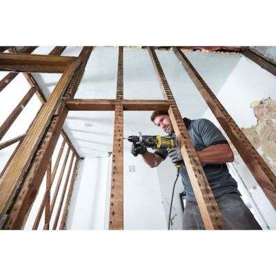 6. Stanley FATMAX FMEH1100K-QS Rotary Hammer 1100W 3200RPM