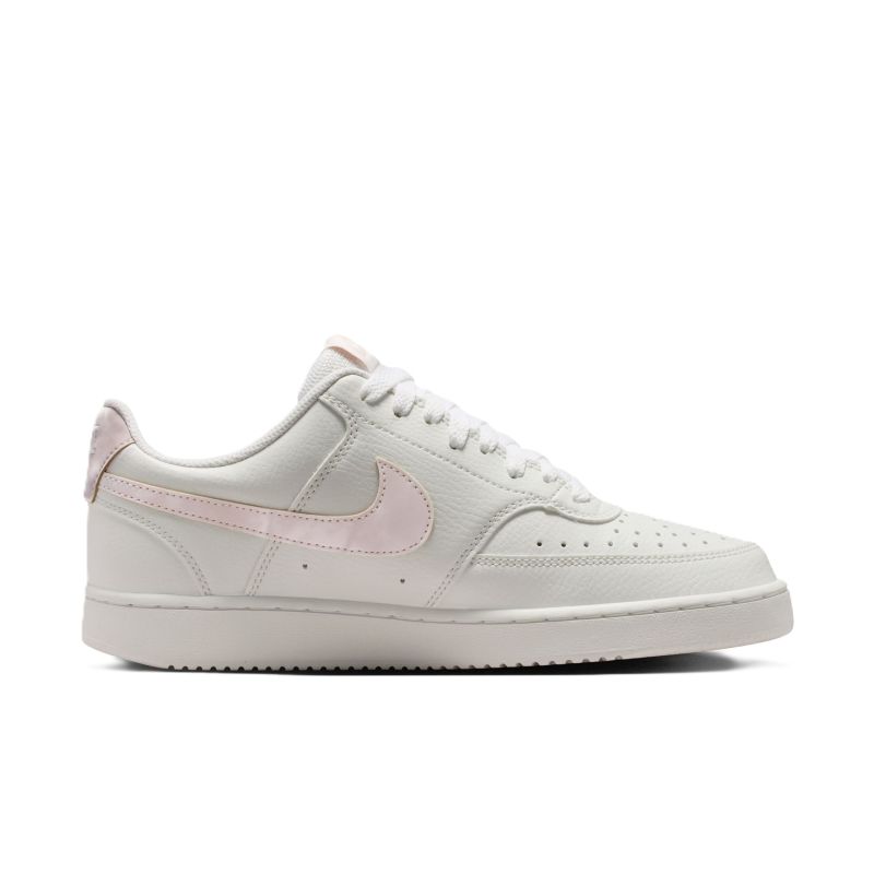 2. Nike Court Vision Low SE women's shoes I6563-101