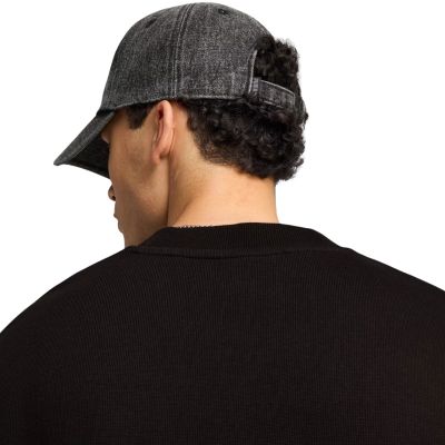 4. Puma Wardrobe Ess Matal Dad Cap Grey 25968 01