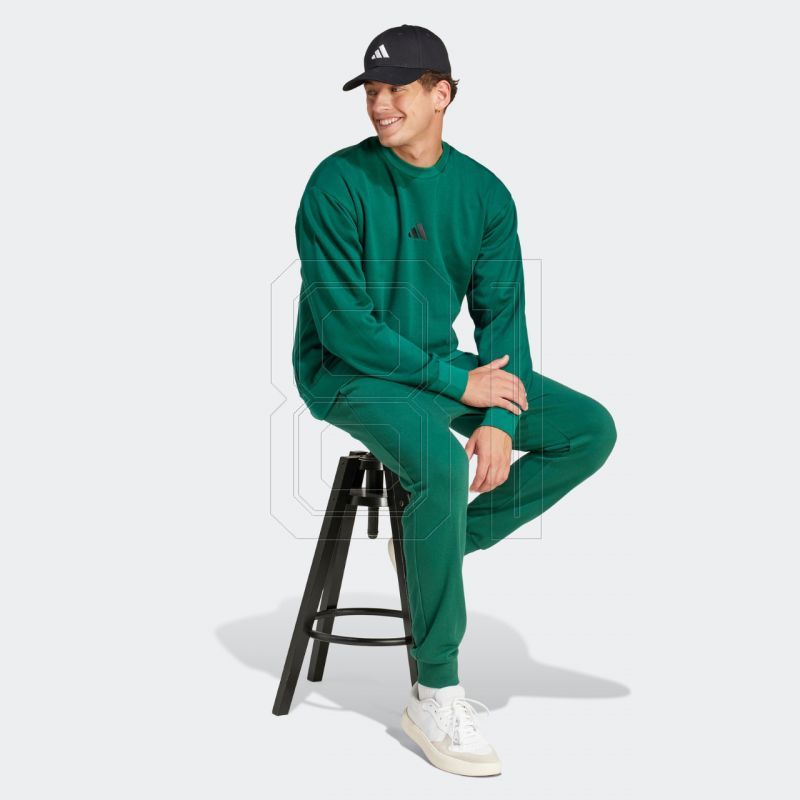 6. adidas Essentials Feelcozy Fleece M sweatshirt JE3788