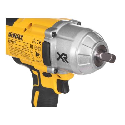 6. DeWalt DCF899N-XJ Impact Wrench (1/2'')
