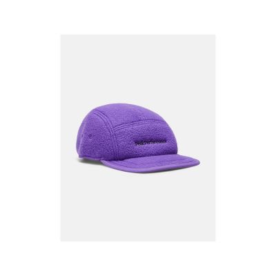 4. Peak Performance Fleece Cap Purple