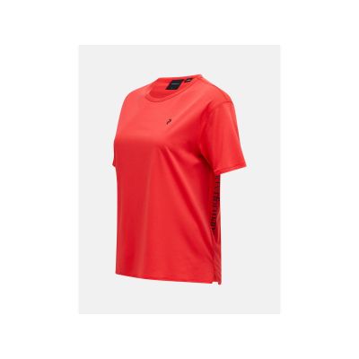 2. PEAK PERFORMANCE Trail Short-Sleeve Women Red