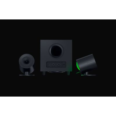 2. Razer Nommo V2 - hojttalersystem - til