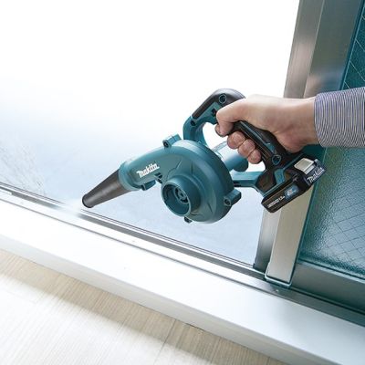 4. Makita CLX245SAX1 uncategorized