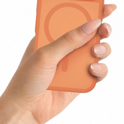 7. 3mk Misty MagCase for iPhone 17 Pro/18 Pro - Orange