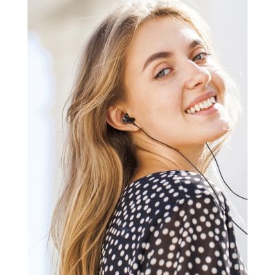 12. Joyroom TYPE-C Series JR-EC07 USB-C in-ear headphones metal - black