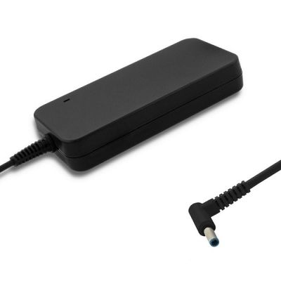 2. Qoltec 51735 AC Adapter for HP Notebook (19.5V; 7.7A; 150W; 4.5mm x 3mm)