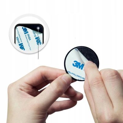 12. Spigen MP-4P magnetic plates for car - black