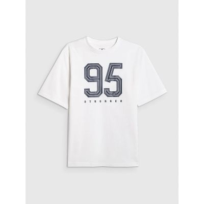 8. Boy's loose T-shirt with print 4F 4FJRSS26TTSHM3786-10S