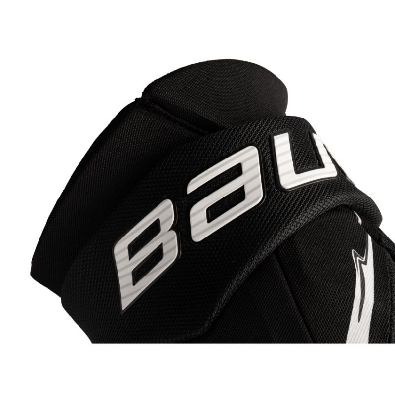 4. Bauer Vapor Flypro Int hockey gloves