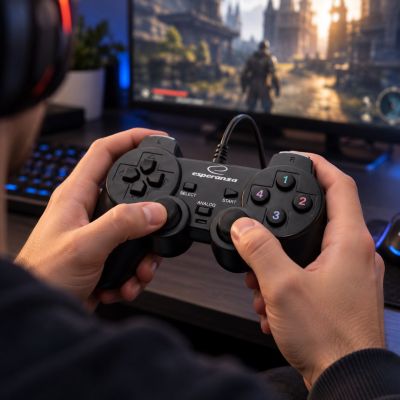 3. Esperanza EG102 Gamepad (PC, PS3; black)