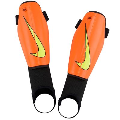 Nike Charge Junior DX4610-830 shin guards