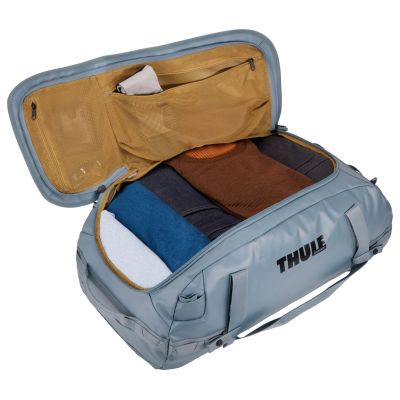 6. Thule Chasm TDSD303 Pond Gray Sports Bag 70L Polyester Gray
