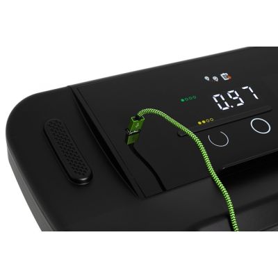 7. ZIPRO Pacto treadmill 44.5 x 124.5 mm 16 km/h