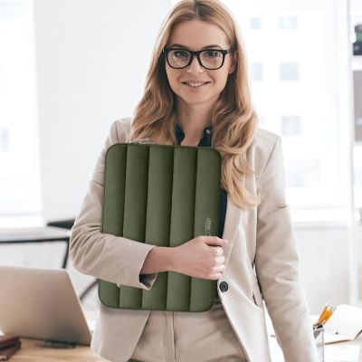 11. Tech-Protett Fluffy Laptop Bag 15-16 - Green