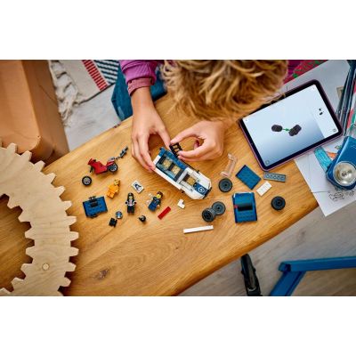 10. LEGO City 60479 Police Prisoner Transport Van