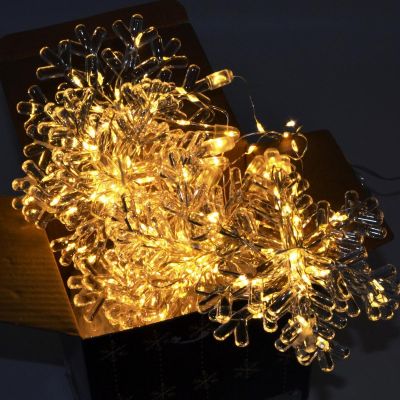 10. CHRISTMAS TREE LIGHTS LIGHT CURTAIN 120x120 CM 232LED WARM WHITE SNOWFLAKES